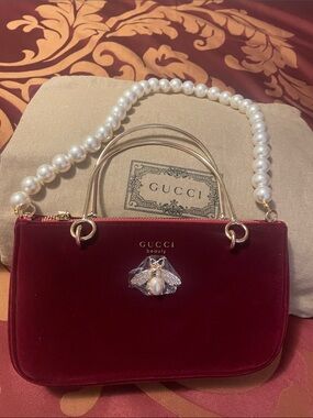 Gucci Burgundy Velvet Pearl-Handle Top-Handle Bag with Gold Hardware
